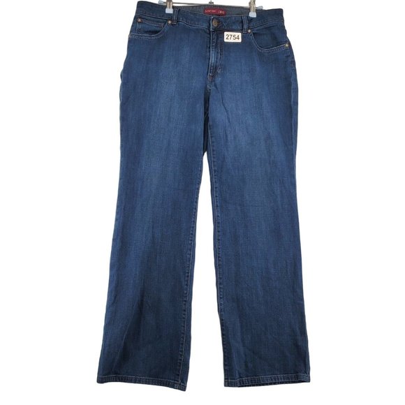 IZOD Jeans Women's 5-Pocket Dark Wash Denim Boot Cut Stretch Blue 33/32 - Picture 11 of 11